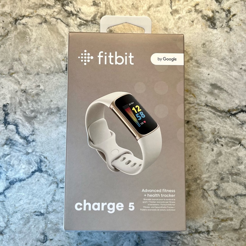 Fitbit Charge 5 Fitness Tracker Soft Gold Stainless Steel & Lunar White band NIB